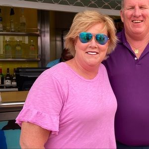 Meet your Posher, Lisa